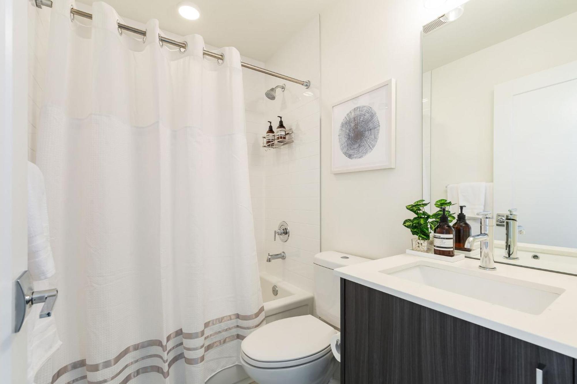 Holiday home 2br 2ba Capitol Hill Cozy Haven- Rooftop Seattle